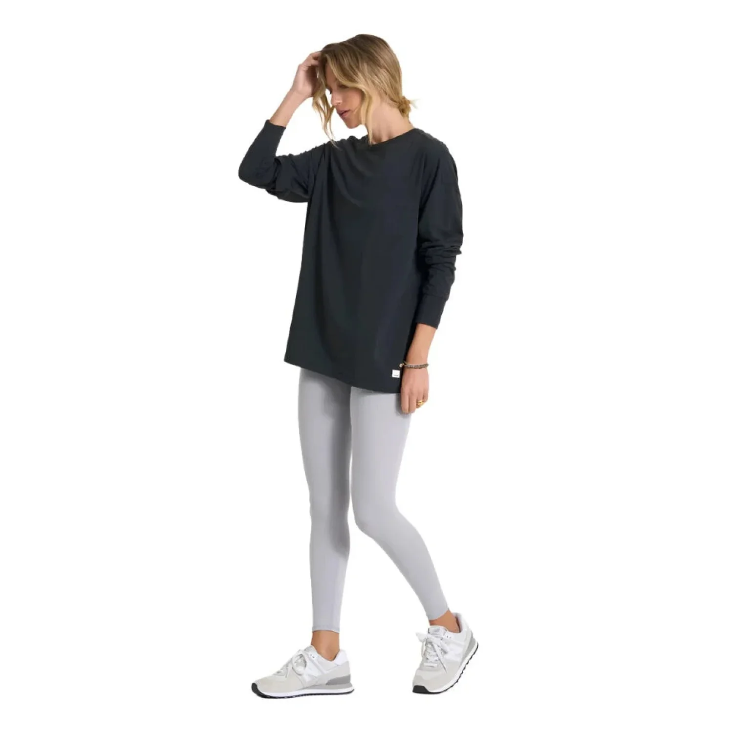 Vuori 02. WOMENS APPAREL - WOMENS LS SHIRTS - WOMENS LS CASUAL Women's Long Sleeve Feather Tee WBL WASHED BLACK