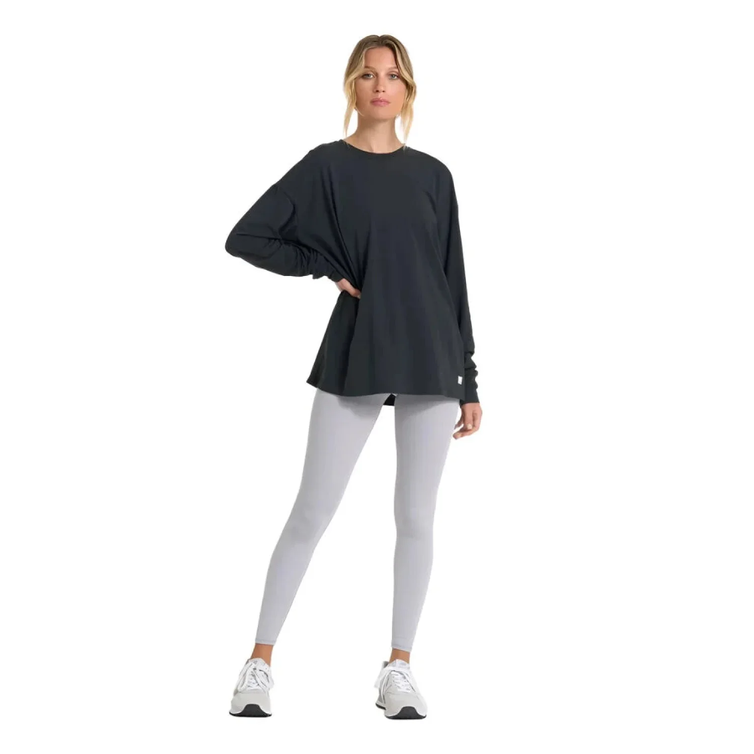 Vuori 02. WOMENS APPAREL - WOMENS LS SHIRTS - WOMENS LS CASUAL Women's Long Sleeve Feather Tee WBL WASHED BLACK