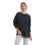 Vuori 02. WOMENS APPAREL - WOMENS LS SHIRTS - WOMENS LS CASUAL Women's Long Sleeve Feather Tee WBL WASHED BLACK