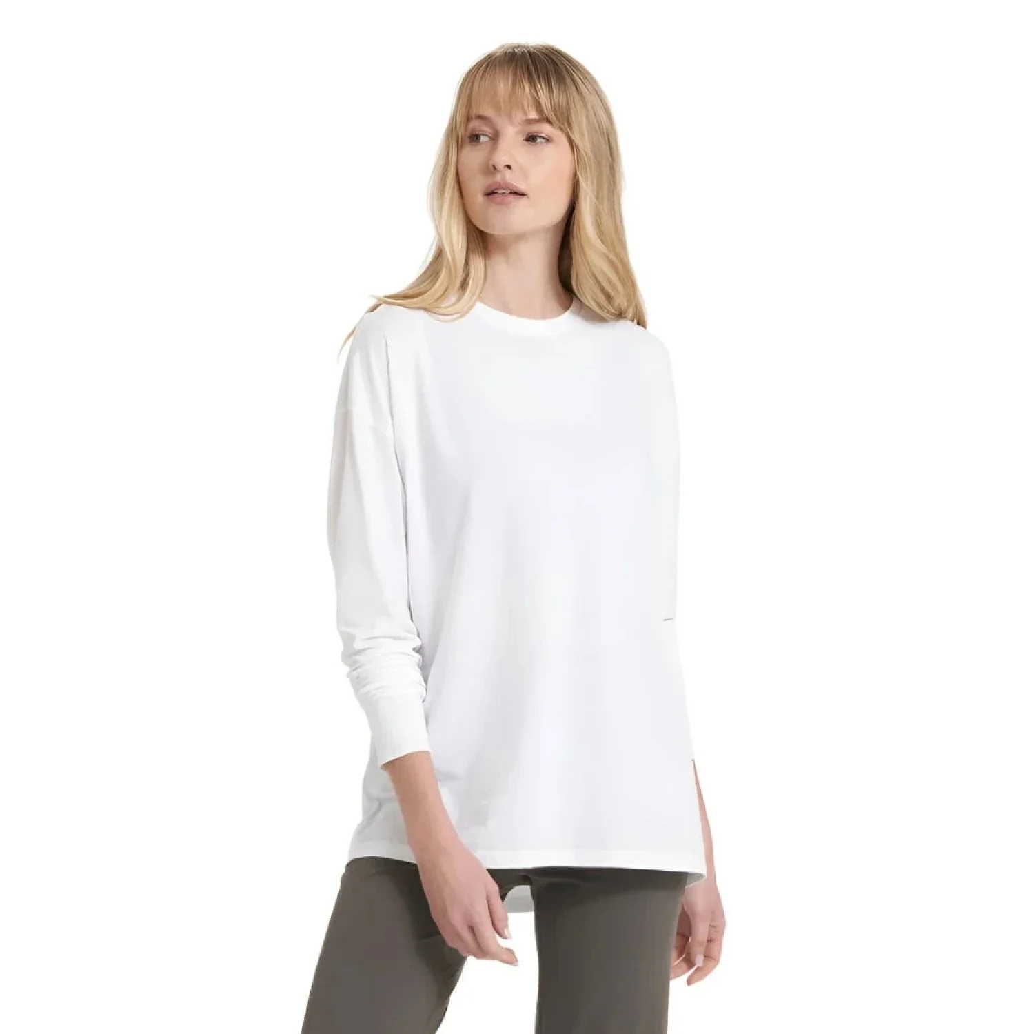 Vuori 02. WOMENS APPAREL - WOMENS LS SHIRTS - WOMENS LS CASUAL Women's Long Sleeve Feather Tee WHT WHITE