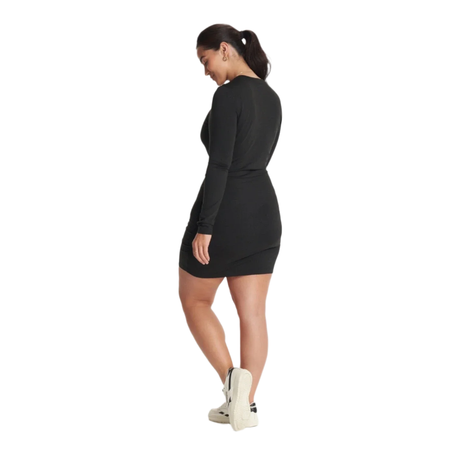 Vuori 02. WOMENS APPAREL - WOMENS DRESS|SKIRT - WOMENS DRESS ACTIVE Women's Long Sleeve Halo Essential Dress HBK BLACK HEATHER