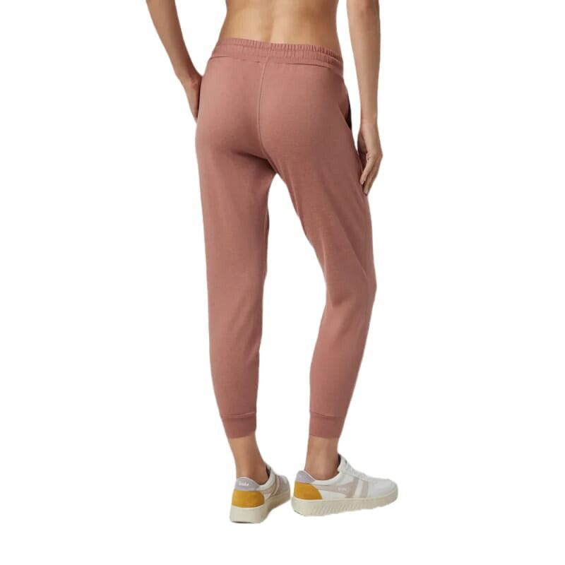 Vuori 02. WOMENS APPAREL - WOMENS PANTS - WOMENS PANTS LOUNGE Women's Performance Jogger HTM TAMARIND HEATHER