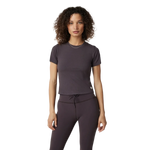 Vuori 02. WOMENS APPAREL - WOMENS SS SHIRTS - WOMENS SS CASUAL Women's Pose Fitted Tee SNG SANGRIA