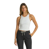 Vuori 02. WOMENS APPAREL - WOMENS SS SHIRTS - WOMENS TANK CASUAL Women's Pose Plyo Tank WHG WHITE HEATHER GREY