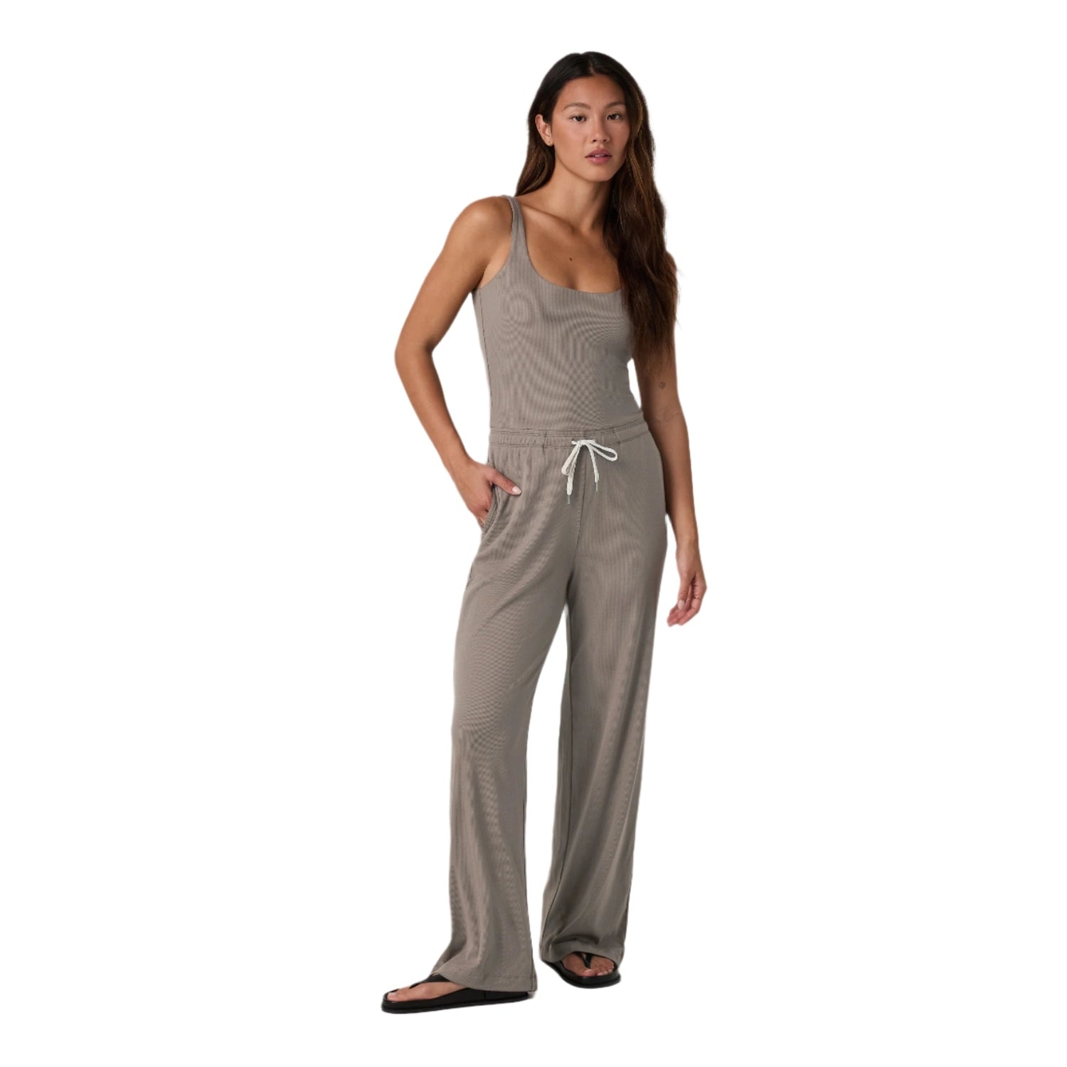 Vuori 02. WOMENS APPAREL - WOMENS DRESS|SKIRT - WOMENS JUMPERS Women's Pose Scoop Jumpsuit STP SMOKEY TAUPE