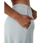 Vuori 02. WOMENS APPAREL - WOMENS PANTS - WOMENS PANTS LOUNGE Women's Restore Classic Sweatpant BHZ BLUE HAZE