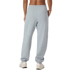 Vuori 02. WOMENS APPAREL - WOMENS PANTS - WOMENS PANTS LOUNGE Women's Restore Classic Sweatpant BHZ BLUE HAZE