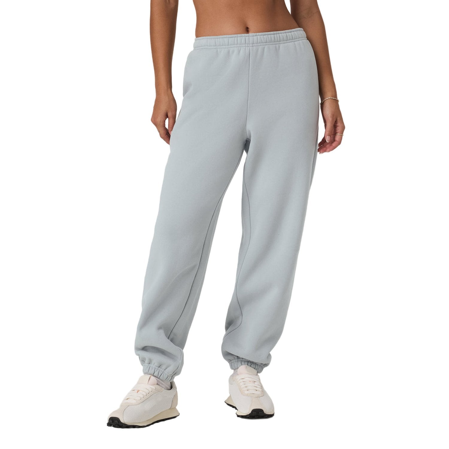 Vuori 02. WOMENS APPAREL - WOMENS PANTS - WOMENS PANTS LOUNGE Women's Restore Classic Sweatpant BHZ BLUE HAZE