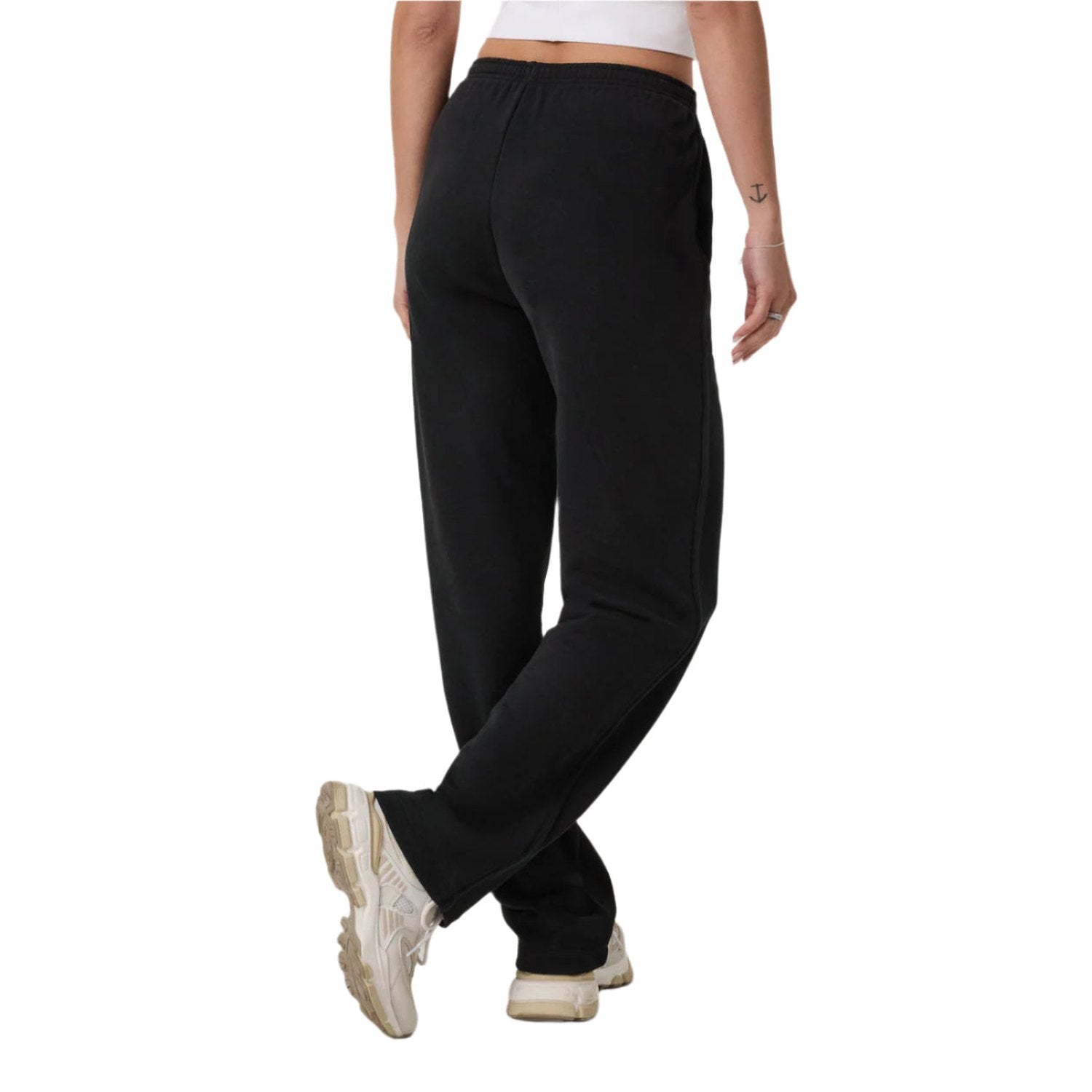 Vuori 02. WOMENS APPAREL - WOMENS PANTS - WOMENS PANTS LOUNGE Women's Sedona Straight Leg Sweatpants BLK BLACK