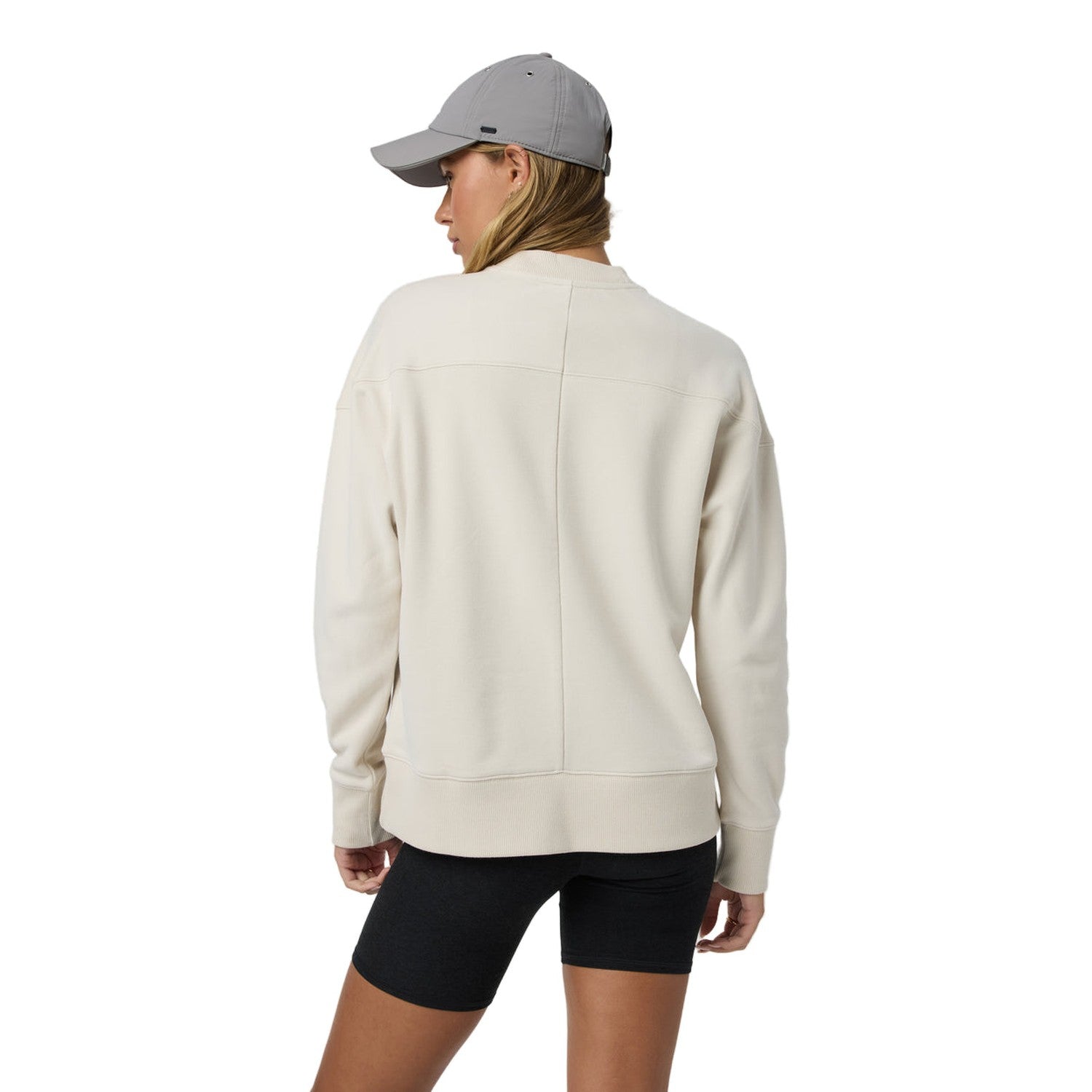 Vuori 02. WOMENS APPAREL - WOMENS HOODIES|SWEATERS - WOMENS PO SWEATERS Women's Sedona Weekender Crew BNE BONE