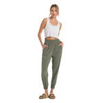 Vuori 02. WOMENS APPAREL - WOMENS PANTS - WOMENS PANTS ACTIVE Women's Villa Jogger ARM ARMY