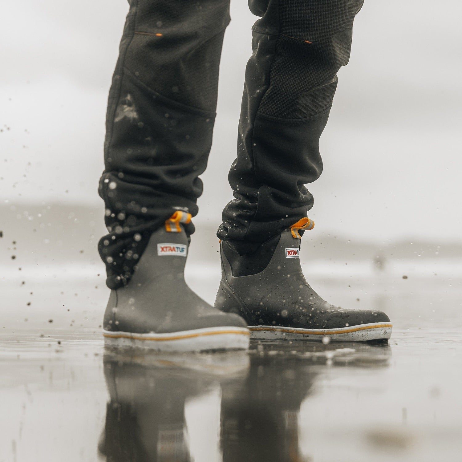 Xtratuf 04. MENS FOOTWEAR - MENS BOOTS - MENS BOOTS CASUAL Men's Ankle Deck Boot 6in GRAY