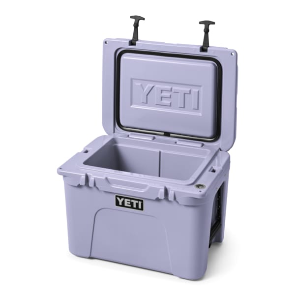 YETI 12. HARDGOODS - COOLERS - COOLERS HARD Tundra 35 COSMIC LILAC