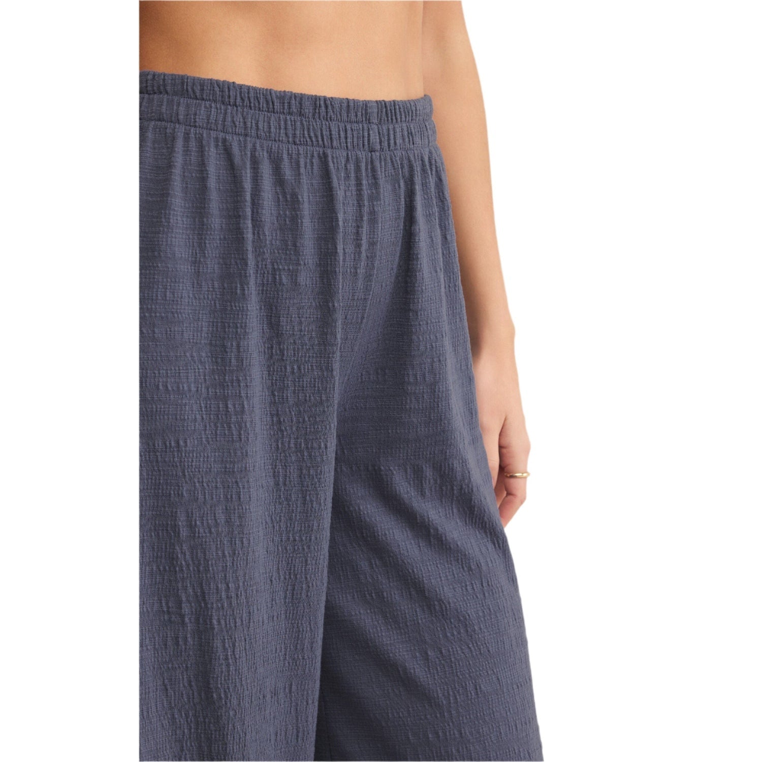 Z Supply 02. WOMENS APPAREL - WOMENS PANTS - WOMENS PANTS CASUAL Women's Scout Textured Slub Pant WRB WORN BLUE