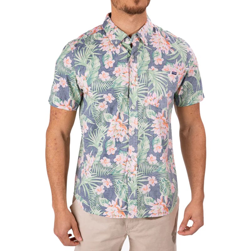 Chubbies 01. MENS APPAREL - MENS SS SHIRTS - MENS SS BUTTON UP Men's Friday Shirt THE RESORT WEAR