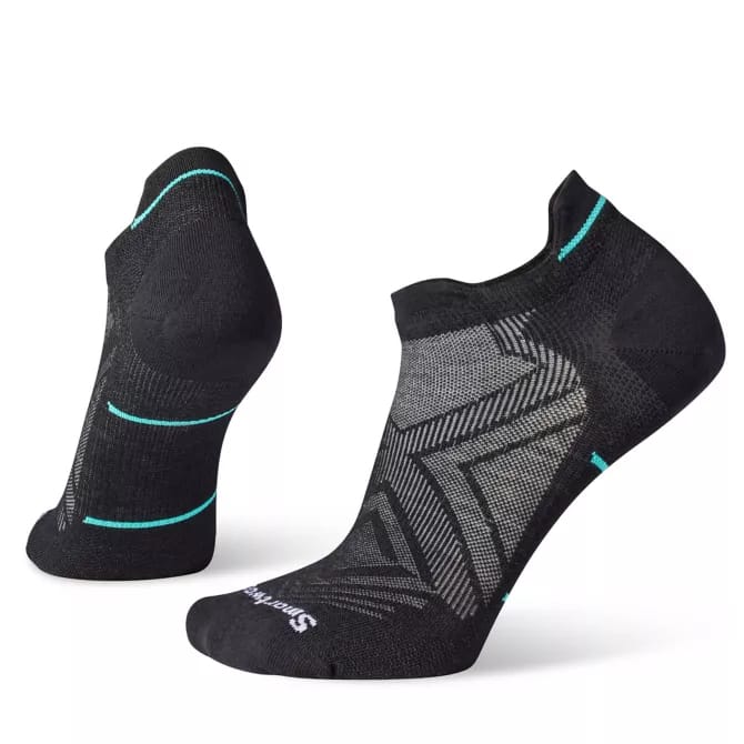 Smartwool 19. SOCKS Women's Run Zero Cush Low Ankle Socks 001 BLACK