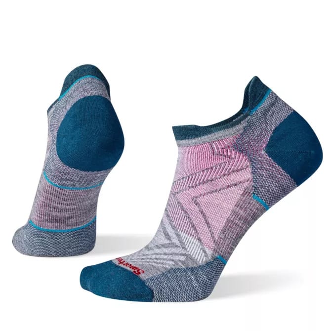 Smartwool 06. SOCKS - WOMENS SOCKS - WOMENS SOCKS LOW Women's Run Zero Cush Low Ankle Socks 052 MEDIUM GRAY