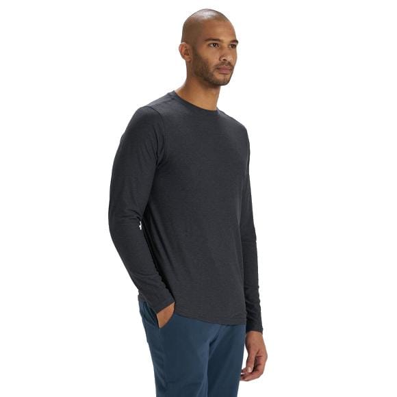 Vuori 01. MENS APPAREL - MENS LS SHIRTS - MENS LS ACTIVE Men's Long Sleeve Strato Tech Tee CHARCOAL HEATHER