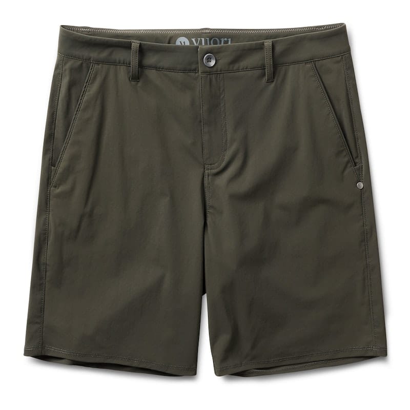 Vuori 01. MENS APPAREL - MENS SHORTS - MENS SHORTS CASUAL Men's Meta Short - 8.5 in DOR DARK OREGANO