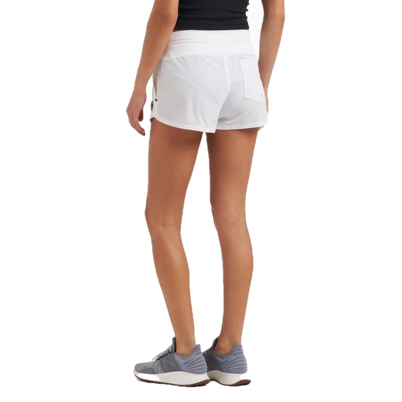 Vuori 09. W. SPORTSWEAR - W. SYNTHETIC SHORT Women's Seabreeze Shorts WHT WHITE